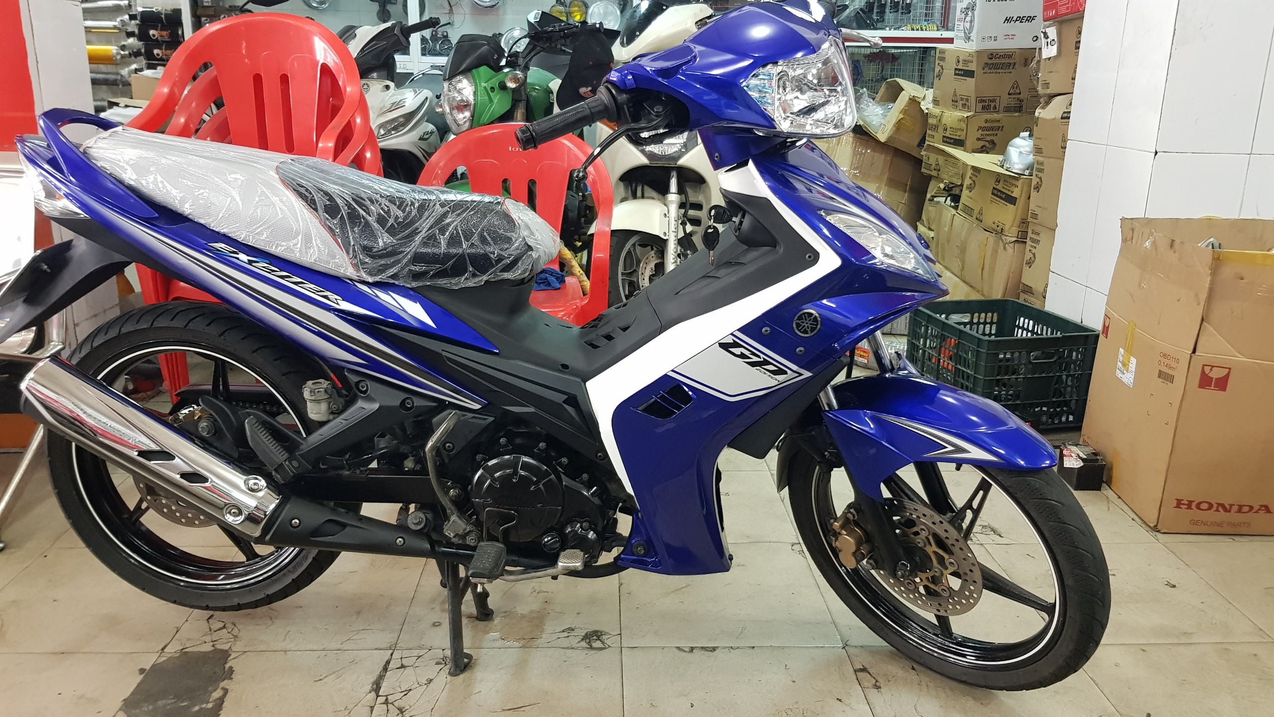 Lên dàn áo 2010 cho Exciter 2013 được bán với giá 46 triệu đồng 2banhvn #33 Lên dàn áo 2010 cho Exciter 2013 được bán với giá 46 triệu đồng 2banhvn